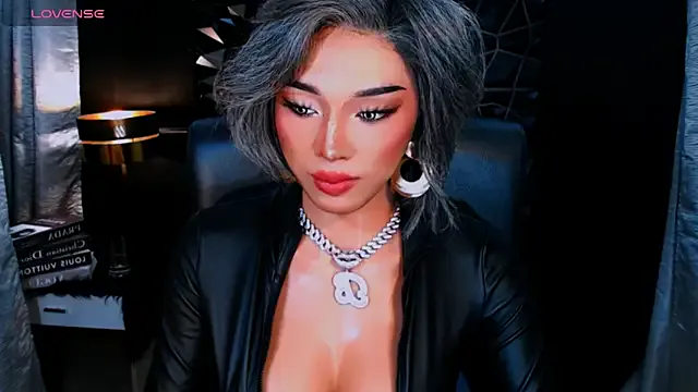 xUrGoddess_Bellax — SHOW UR LOVE AND SUPPORT! LETS CUM!