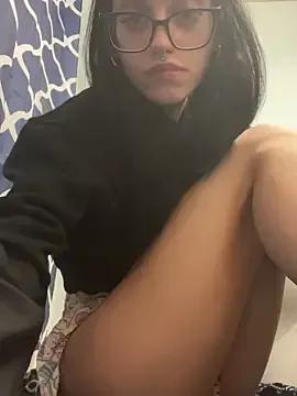 StripChat Xx_badjourneys_xX is Freechat Xx_badjourneys_xX — Change to lingerie