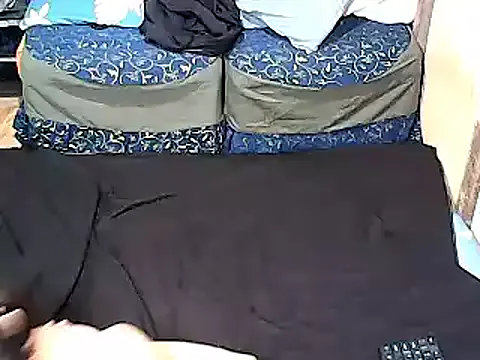 xxhottinybabe — play with my big dick 6nches
