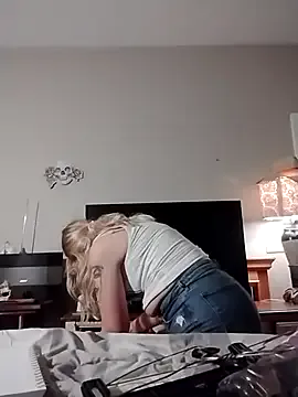 xXxWhoreAbleX — Top pay private cock sulking training le