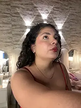 Yassy_vazquez — oil in my ass