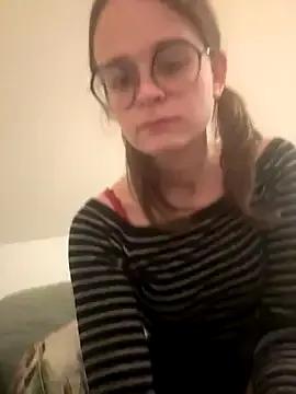 YoungNoraa — FLASH BOOBS 