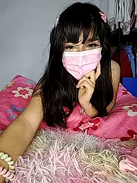 Your-horny-petite — monto la almohada