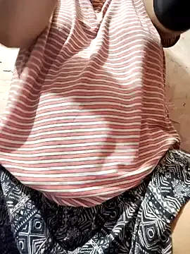 Yourhearbeat — Freechat on StripChat