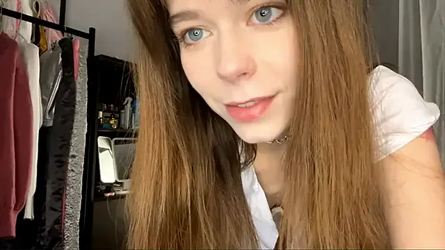 YourLittleElfie — Should i take off my top?