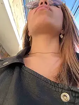 yourrmuse — make me crazy in public