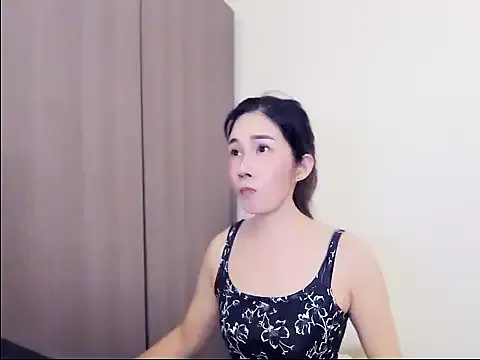 Yoyo-77 — Freechat on StripChat