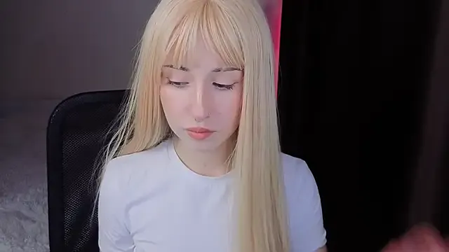 YukiMisa — under the skirt