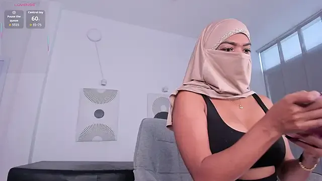 Yuli_arabic — show pussy