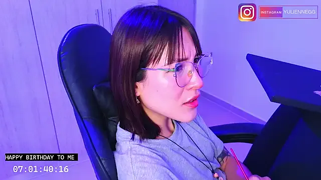 Yuliennegg —  Blow kisses rain