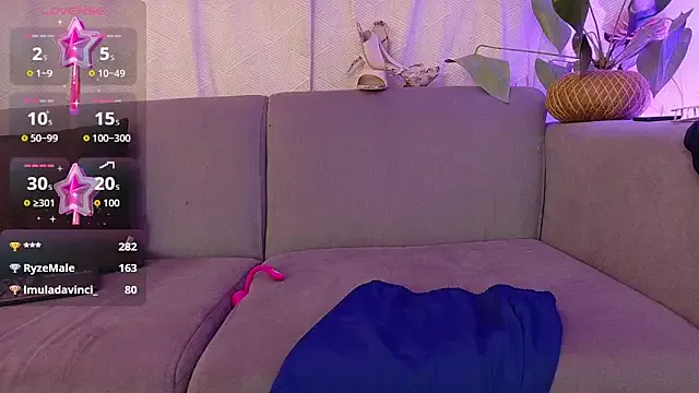 YuliethPetite — spank ass