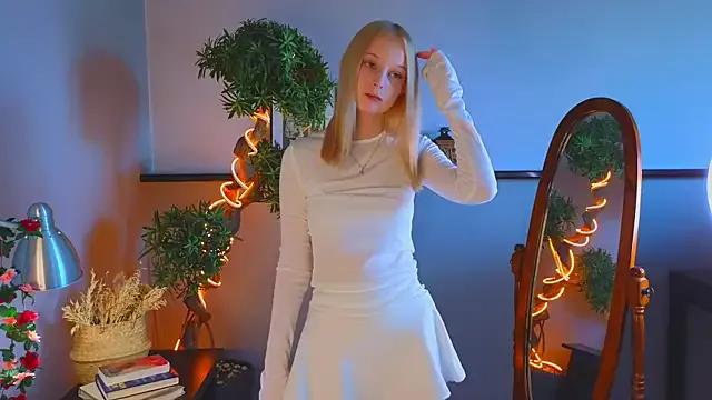 YungLyssy — Doggy on chair for you?