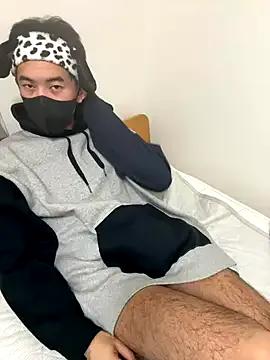 yuu_72 — Freechat on StripChat