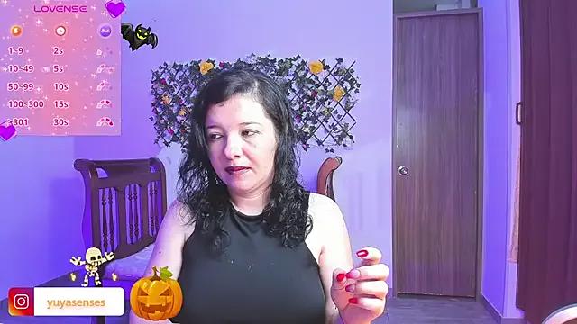 StripChat yuya_ss is Freechat yuya_ss — smile my queen