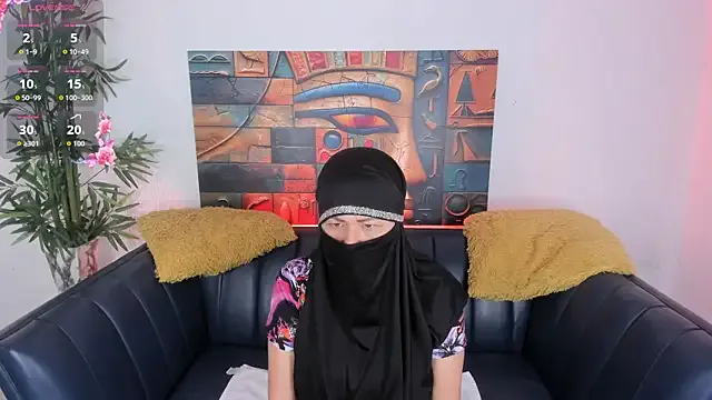 zahra_isawii — Shake my tits with the blouse on