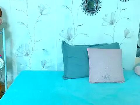 StripChat zara_cute is Freechat zara_cute — flash tits
