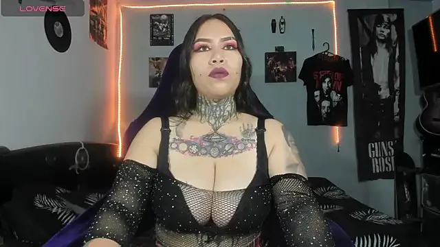 zarethwitch666 — show boobs suck them and spit on