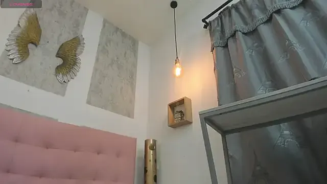 zhamira_21 — Nake me and whip my ass put it red