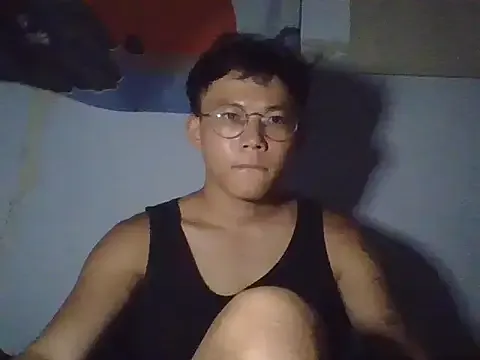 ZHIIz — Freechat on StripChat
