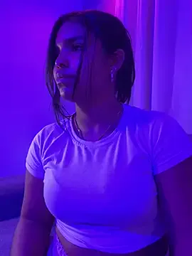 zoe_roux21 — Freechat on StripChat