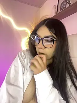 Zoe_Serrat — Fuck my pussy + squirt
