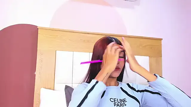 ZoeMorris — rub my ass