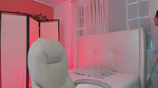 zoerouse_ — masaje en mis tetas