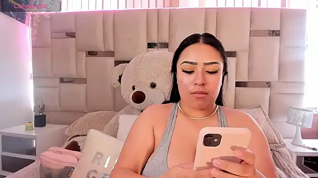 Zoey_thompson — Game with my nipples + domi vibes 