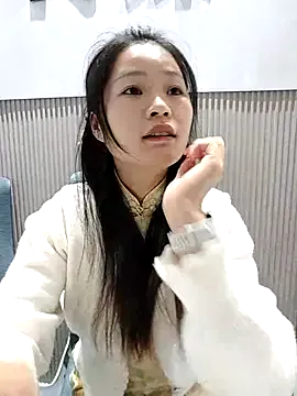zrr32 — Freechat on StripChat
